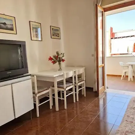 Apartamento Ampio In Baia